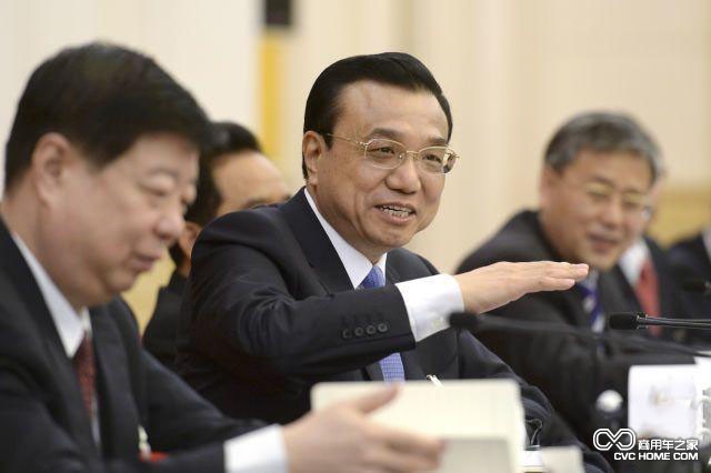 李克強追問黃標車:該淘汰一輛也不留