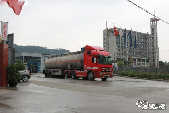      ?；愤\輸行業進口車受青睞
