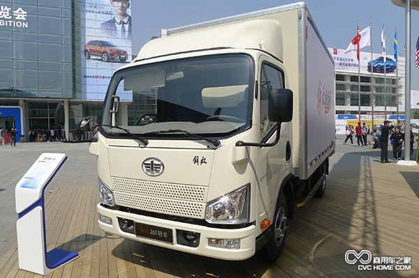 2014年1-7月，貨車同比去年銷量銳減10.52萬輛，下滑最嚴重的是輕卡 解放J6F輕卡