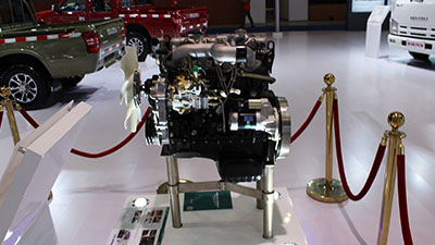 五十鈴4JB1發動機