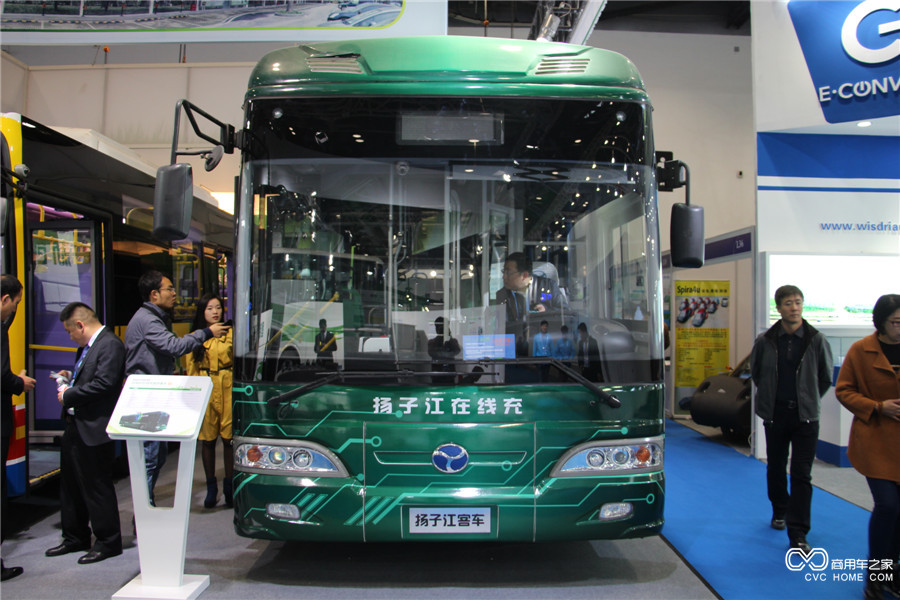 2015節能與新能源汽車成果展揚子江在線充客車